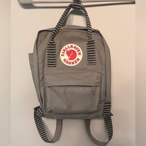 Fjallraven Kånken Mini Backpack Gray with stripes